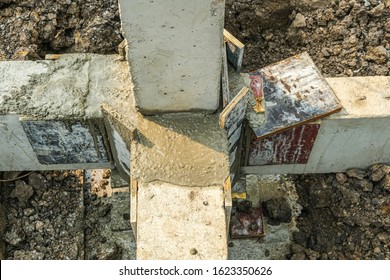 foundation pillar full fill cement for joints structure by use wooden block. no people 