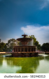 Fountain at India Gate, New Delhi, India