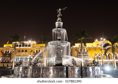 Fountain On The Plaza Mayor In Lima, Peru