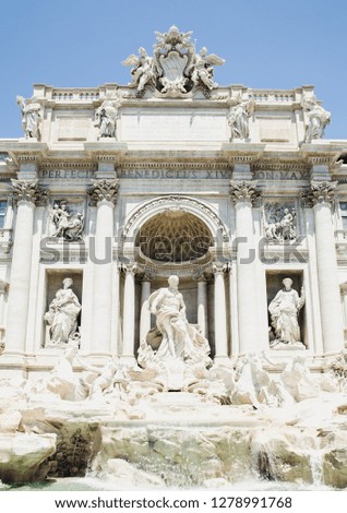  Fountain Trevi - Acient Rome architecture