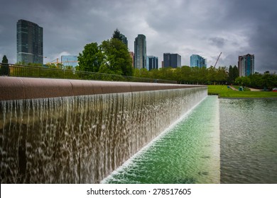 Fountains And Buildings At Downtown Park, In Bellevue, Washington.