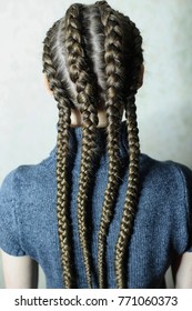 four braids natural shades in the tone of hair with kanekalon, t