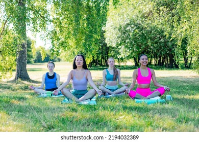 Four Young Women Group Diverse People Stock Photo 2194032389 | Shutterstock