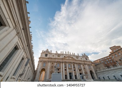 Imagenes Fotos De Stock Y Vectores Sobre St Peters Square