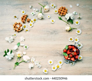 473,207 Fresh flowers on wooden table Images, Stock Photos & Vectors