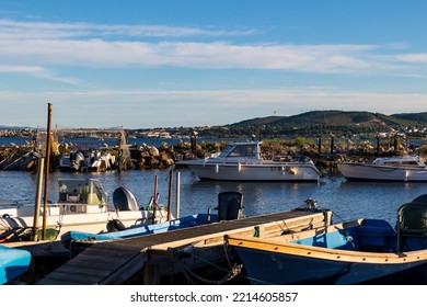 Sète, France - 10 02 2022 : Small Port Of The Pointe Courte District In Sète, On The Shore Of The Etang De Thau