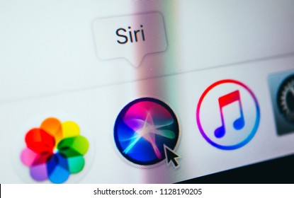 France, Paris - April 18, 2018:  New Siri Icon Application In A Dock On A Screen Of Macbook, Close-up. 