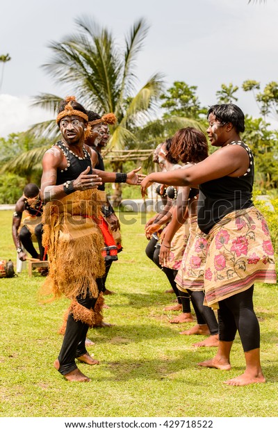 Franceville Gabon March 6 2013 Unidentified Stock Photo 429718522 ...