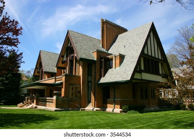 Frank Lloyd Wright Moore-Dugal House In Oak Park, Chicago, Illinois