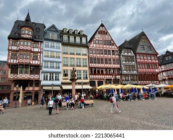 Frankfert, Germany - July 11 2022 : The Römerberg Square With The Reconstructed Timber Houses Lining The Cobbled Town Square.