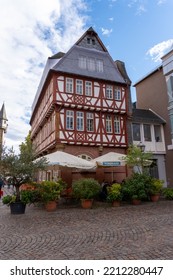 Frankfurt, Germany; 09 17 2022: The Only House That Remained Standing In Frankfurt, After The Second World War, Today.