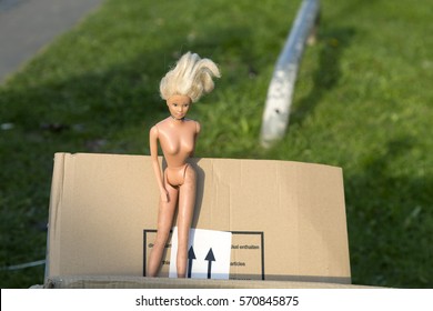 Animated naked barbie