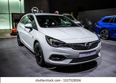 Opel Astra Images Stock Photos Vectors Shutterstock