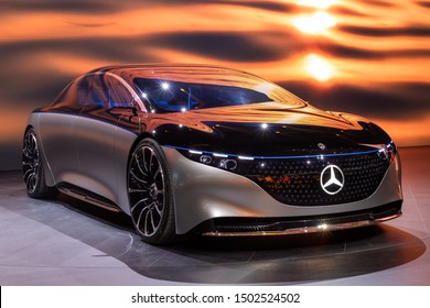 ベンツ 車 の画像 写真素材 ベクター画像 Shutterstock