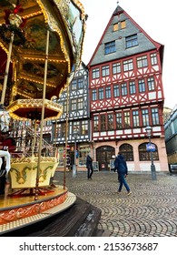 Frankfurt Am Main, Germany, December 7, 2021: The Römerberg Square. The Historical Old Town Center, Including Its Splendid Half-timbered Houses, Was Rebuilt According To The Original Plans In 1986.