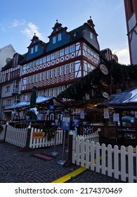 Frankfurt Am Main, Germany, December 7, 2021: The Römerberg Square. The Historical Old Town Center, Including Its Splendid Half-timbered Houses, Was Rebuilt According To The Original Plans In 1986.