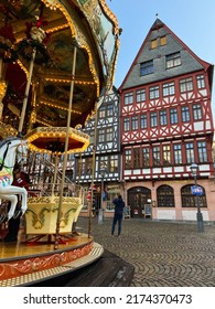 Frankfurt Am Main, Germany, December 7, 2021: The Römerberg Square. The Historical Old Town Center, Including Its Splendid Half-timbered Houses, Was Rebuilt According To The Original Plans In 1986.