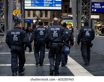 36 Frankfurt bundespolizei Images, Stock Photos & Vectors | Shutterstock