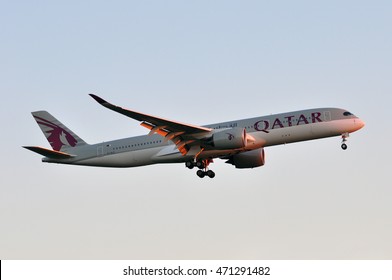 Qatar Airways Airbus A350 Images Stock Photos Vectors Shutterstock