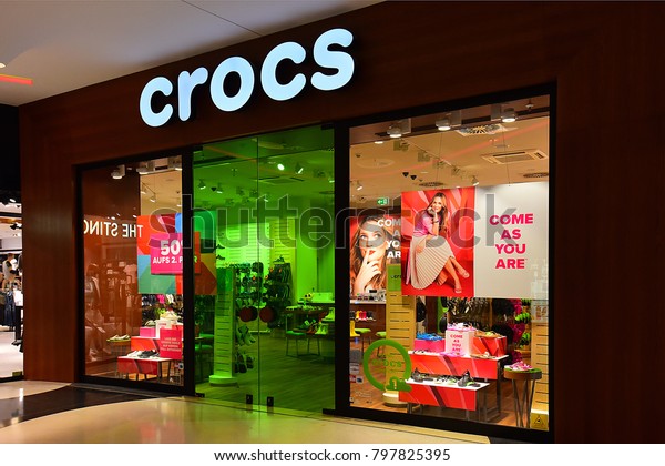 crocs factory shop epping