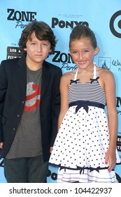 Frankie Jonas Noah Lindsey Cyrus Laff Stock Photo 104422937 | Shutterstock