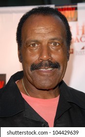 Fred Williamson At The Los Angeles Special Preview Of 'The House That Jack Built'. Arclight Hollywood, Hollywood, CA. 07-14-09