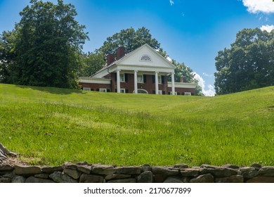 Fredericksburg, Virgina -2022: Brompton house, or Marye's House, on Marye's Heights. Witnessed the Civil War Battle of Fredericksburg. Now home University of Mary Washington President. 