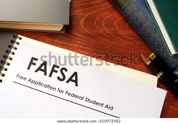 Free\
Application for Federal Student Aid\
(FAFSA)