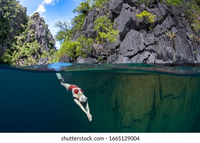 Free Diver In Barracuda Lake, Corom