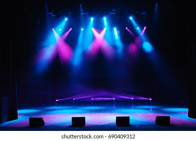 Free Stage Lights Lighting Devices Stock Photo 690409312 | Shutterstock