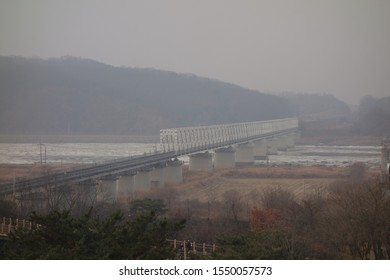 403 Freedom bridge south korea Images, Stock Photos & Vectors ...