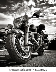 Freedom.Motorbike под sky.Vintage фото эффект добавлен для создания атмосферы