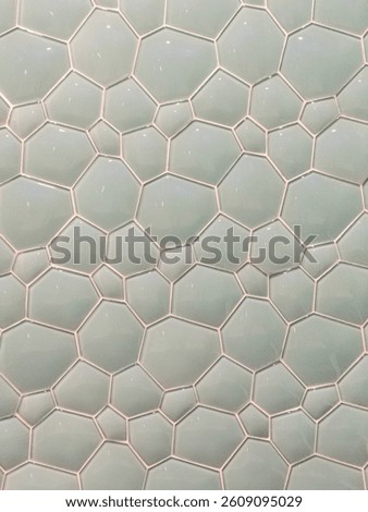 Freeform pattern of green wall