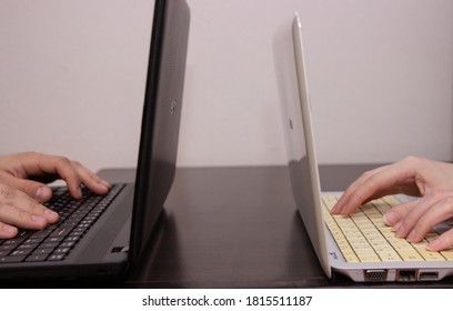 freelance infografic with two computers