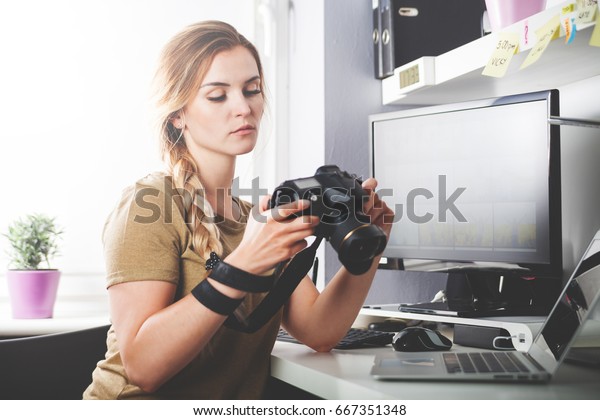 Freelance Photographer Woman Camera Home Office Stock Photo 667351348 ...