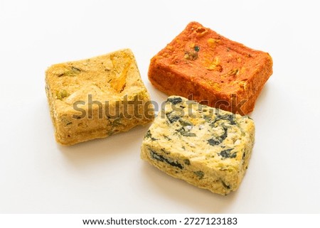Freeze-dried soup base. Solid instant soup.