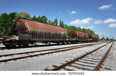 Freight train with oil tanks