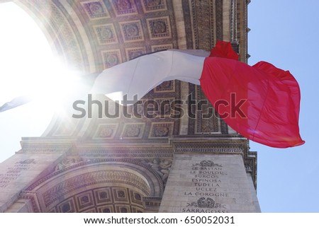 french flag arc de triomphe