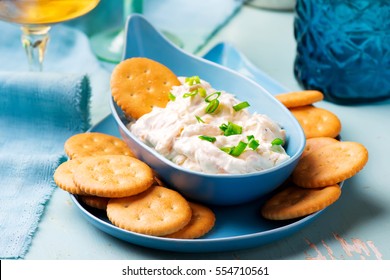 French Onion Dip With Crackers.selective Focus