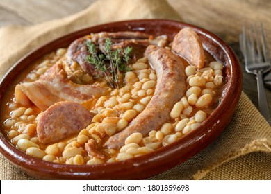 Cassoulet Images Stock Photos Vectors Shutterstock