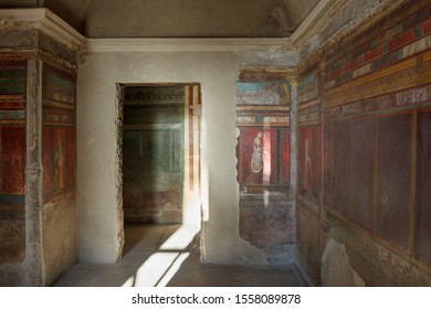 Fresco On Walls Of Villa Of The Mysteries In Pompeii (Pompei). Ancient Roman City In Pompei, Province Of Naples, Campania, Italy