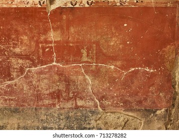 Fresco in einer Mauer von Fullonica Di Stephanus in Via della Abbondanza in den Ruinen von Pompeji. Die Stadt war eine antike römische Stadt, die vom Vulkan Vesuv zerstört wurde. Pompei, Kampanien, Italien.