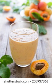 Fresh Apricot Smoothie