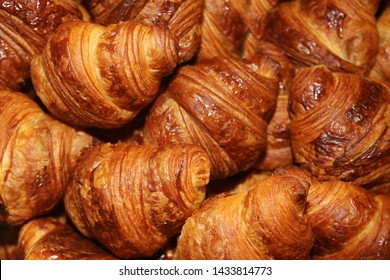 Fresh Baked Croissants. Warm Fresh Buttery Croissants and Rolls. French and American Croissants and Baked Pastries
are enjoyed world wide.