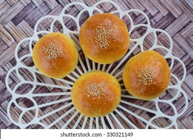 Fresh Baked Sesame Seeds Bun