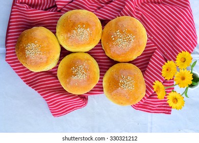 Fresh Baked Sesame Seeds Bun