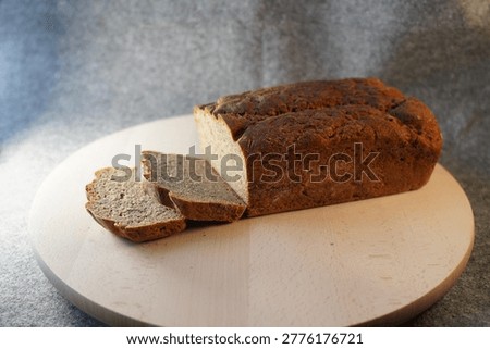 Fresh bread and rolls for breakfast…

A wide selection of baked goods awaits you for advertising and websites.