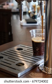  Fresh Cold Brew Coffee From The Tap,barista Make From Roasted Bean Coffee