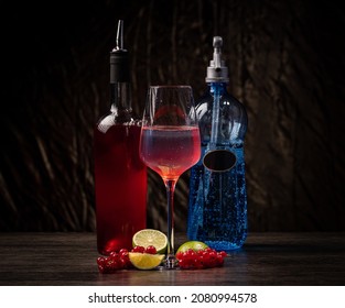 Fresh Currant Cocktail With Red Currant Syrup, Soda And Lime