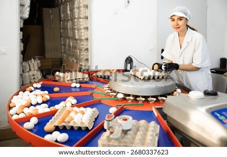 Fresh egg grading and sorting machine, grade egg by weight and size. Product labeling